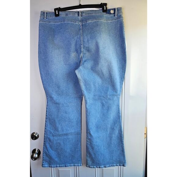 Gloria Vanderbilt Chrissie High Rise Flare Leg Front Patch Pockets Plus Size 22W - Picture 2 of 14